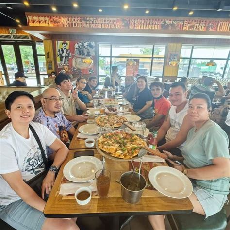 Shakey's Caltex SLEX .